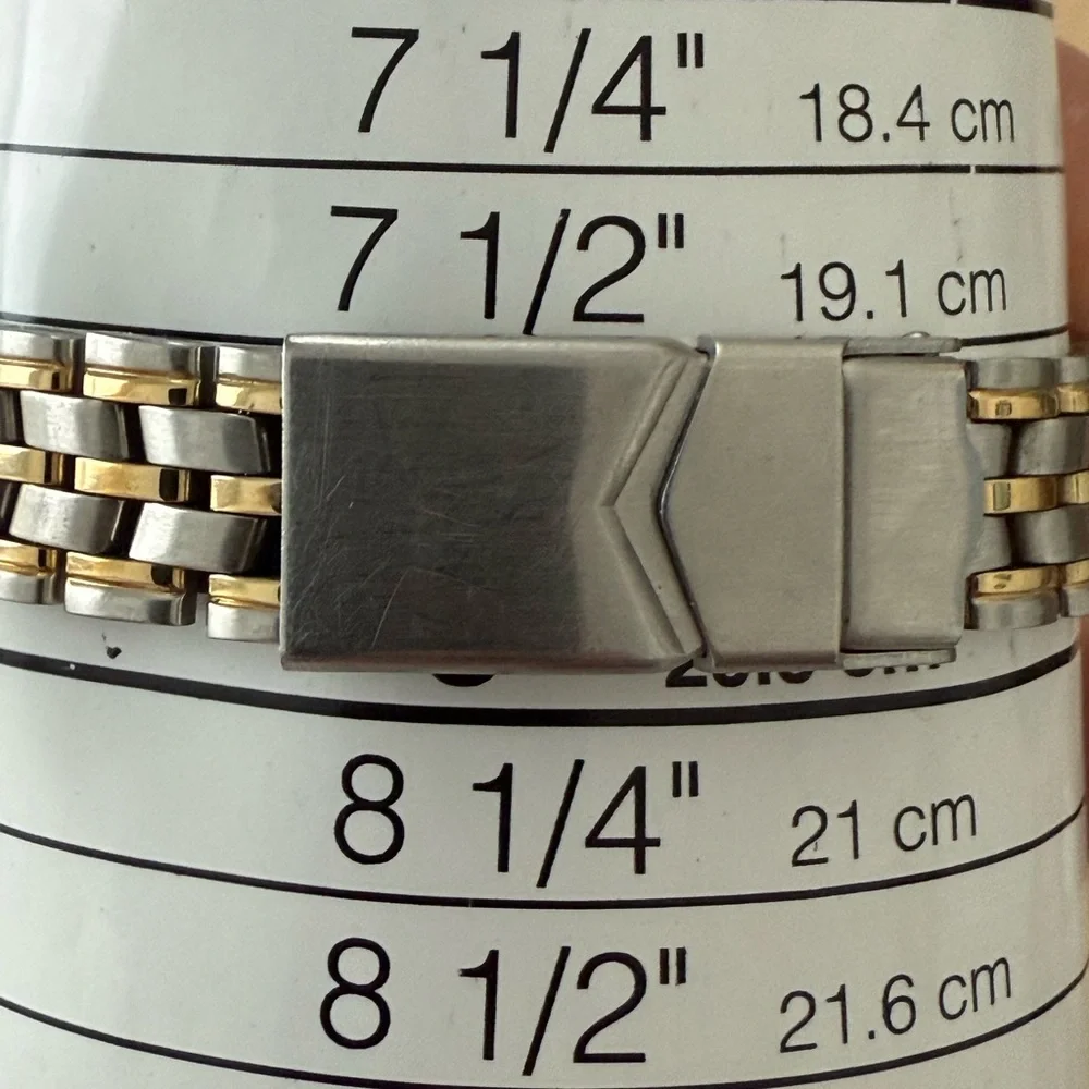 Belair Rare Luxury Ladies Watch Two-Tone Bracelet Case Gold Dial Date New Batt
